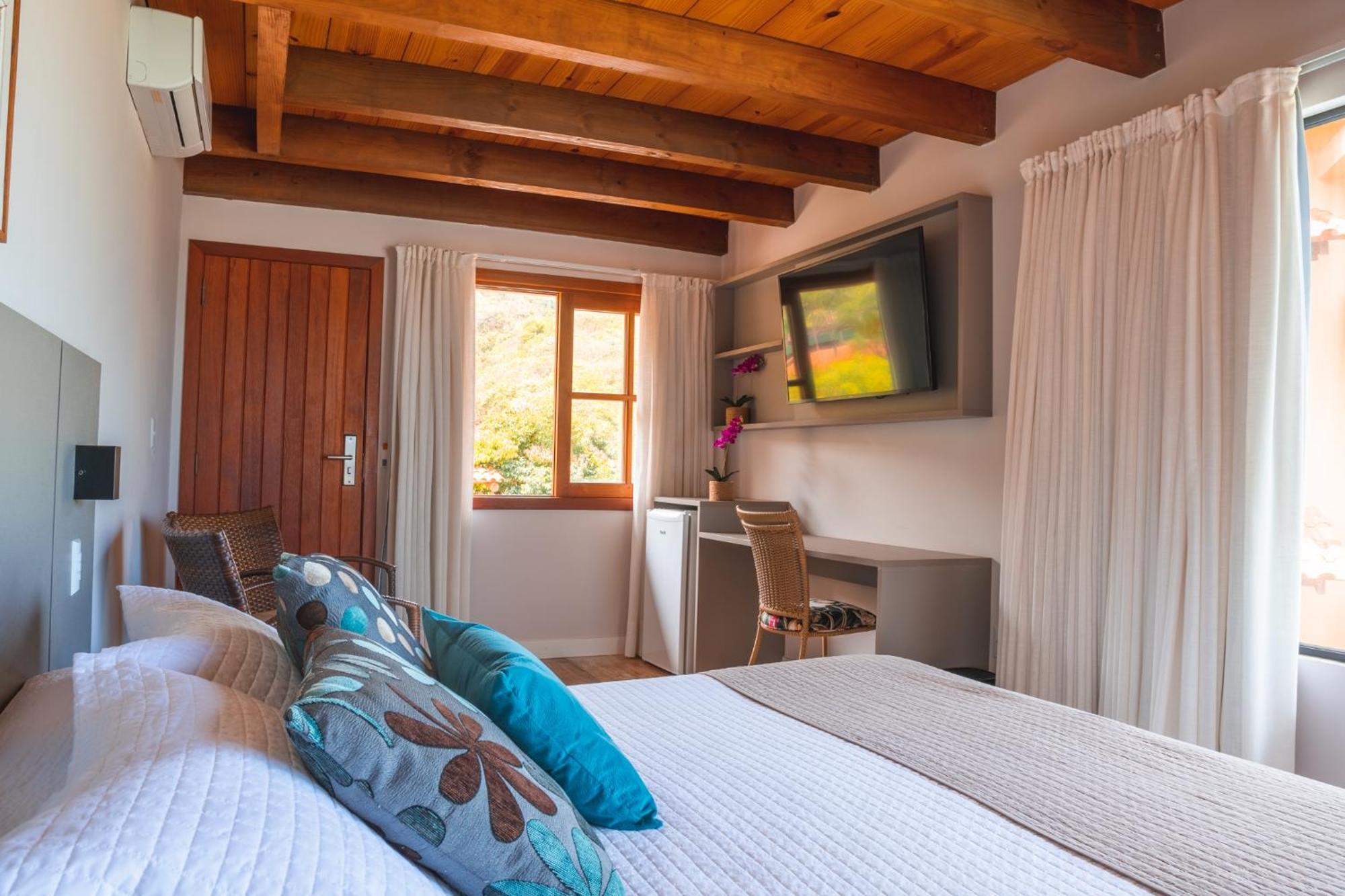 Hotel Atalaia do Mariscal Bombinhas Habitación foto